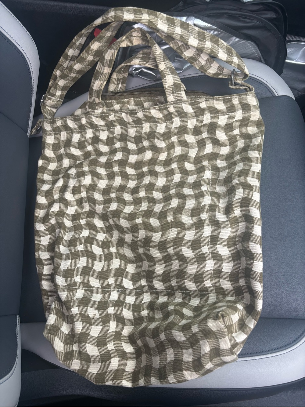 BAGGU Olive & Cream Wavy Check Canvas Tote